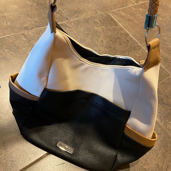 Large Nautica Zip Tote - Picture 7 of 7